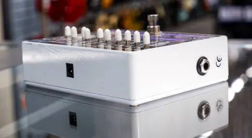 Electro-Harmonix - Micro Synth Analog Guitar Microsynthesizer 2